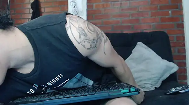 ethan noir online show from January 2025 08:32:02 PM