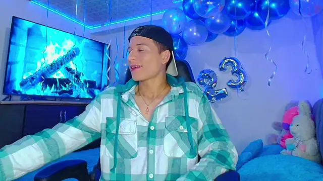 bryamer 19 online show from January 2025 01:16:02 AM