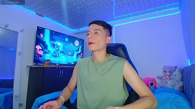 bryamer 19 online show from January 2025 02:00:02 AM