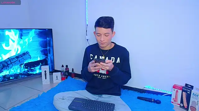 bryamer 19 online show from January 2025 01:01:01 AM