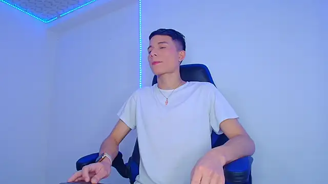 bryamer 19 online show from February 2025 08:10:01 PM