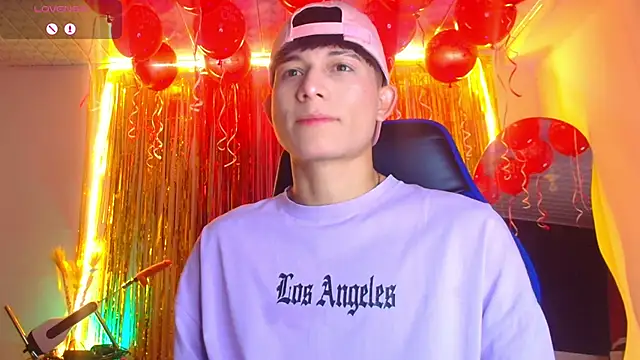 bryamer 19 online show from September 2025 01:10:01 AM