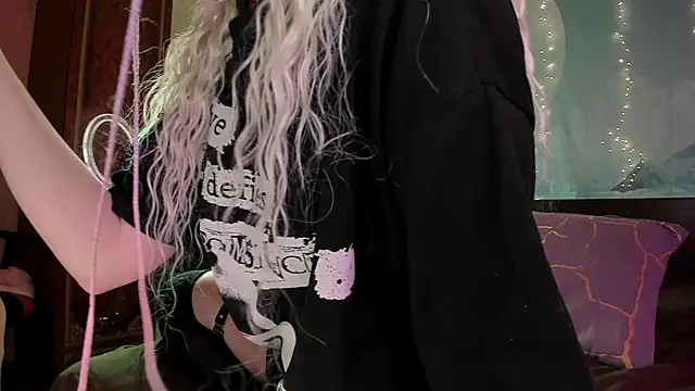 Natural pussy online show from December 2024 01:22:02 PM