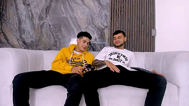 hot day online show from January 2025 01:30:01 AM