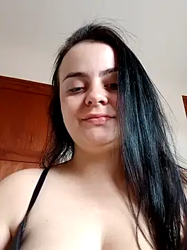 Im Amelia online show from January 2025 04:49:02 PM