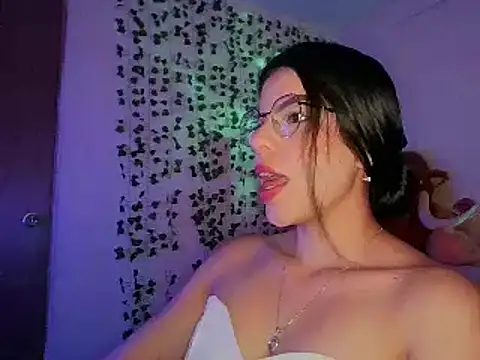 Snapshot of Adararose1 chatting on December 2024 04:17:01 PM Adararose1 online show from December 2024 04:17:01 PM