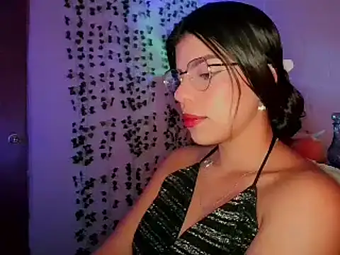 Snapshot of Adararose1 chatting on February 2025 06:39:01 PM Adararose1 online show from February 2025 06:39:01 PM