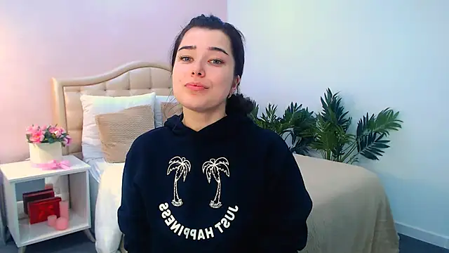  Sun Shy  online show from November 2025 01:10:01 PM