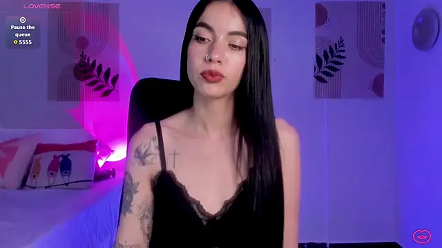 samy lewis online show from November 2025 02:45:02 AM