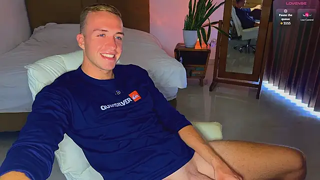 tommy cumfinger online show from February 2026 05:51:01 AM