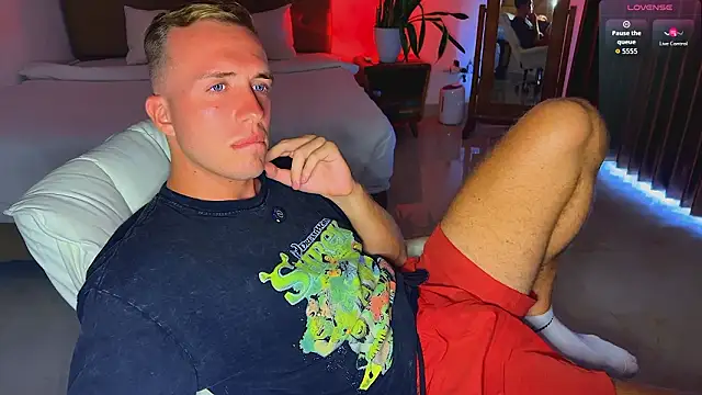 tommy cumfinger online show from March 2026 07:46:02 AM