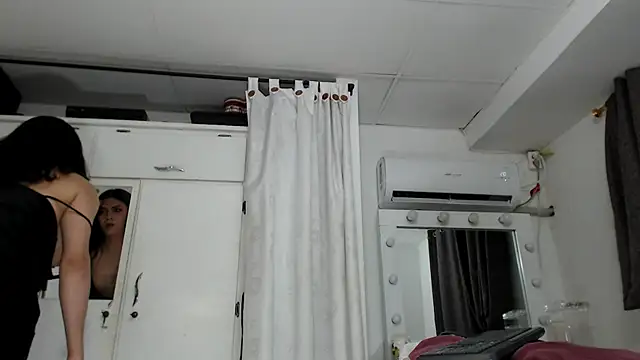 Snapshot of marcella6 chatting on February 2025 02:12:01 PM marcella6 online show from February 2025 02:12:01 PM