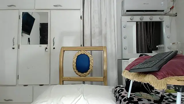Snapshot of marcella6 chatting on February 2025 04:48:02 PM marcella6 online show from February 2025 04:48:02 PM