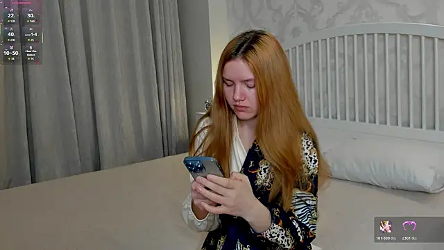 Eva  Lewis online show from April 2026 03:33:01 AM