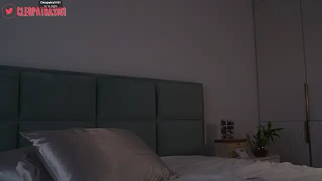 Cleopatra3101 online show from November 2025 10:59:01 AM