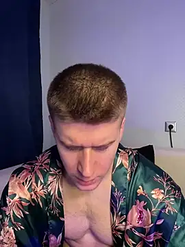Snapshot of Bruno_Banani chatting on January 2025 09:15:01 PM Bruno Banani online show from January 2025 09:15:01 PM