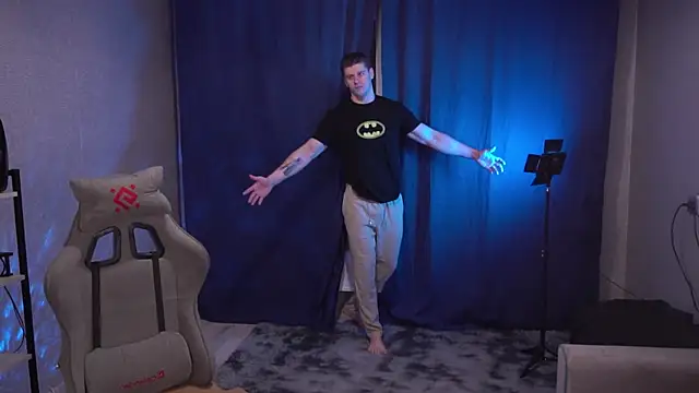 Bruno Banani online show from November 2025 02:39:01 PM