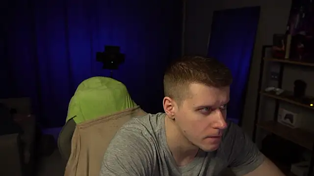 Bruno Banani online show from March 2026 04:57:01 PM