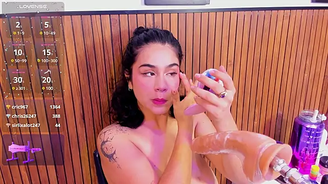 zyle boobs online show from December 2024 11:20:02 PM
