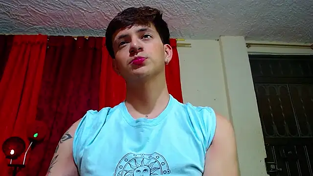 GabyThoms online show from January 2025 08:54:01 AM