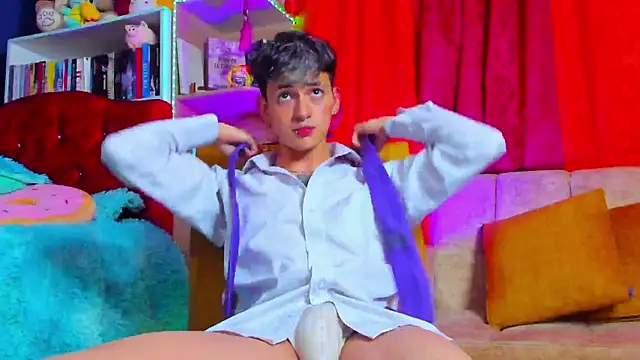 GabyThoms online show from February 2025 11:04:01 PM