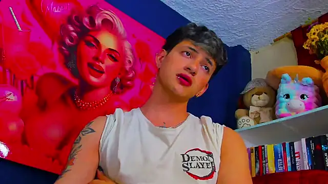 GabyThoms online show from March 2025 08:31:02 PM