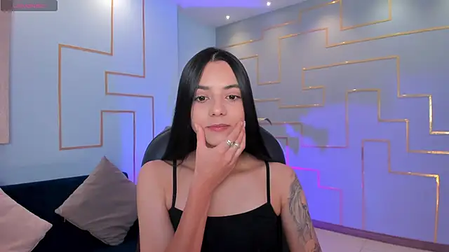 Snapshot of HannahJamesX chatting on February 2025 06:55:01 PM HannahJamesX online show from February 2025 06:55:01 PM