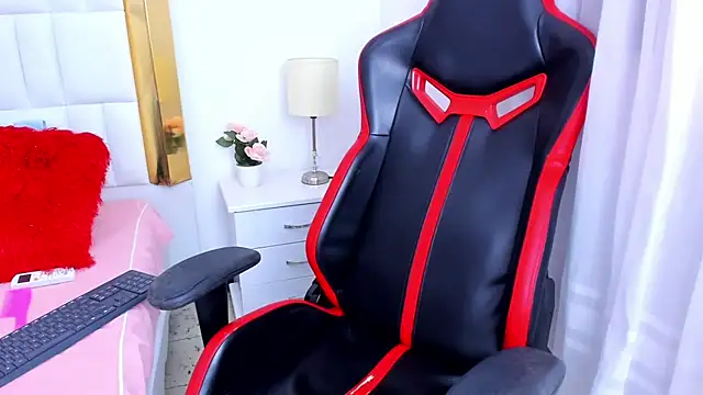 MadelineJackson online show from March 2025 04:35:01 AM