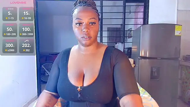 Snapshot of CiaraEbony chatting on March 2025 12:58:02 AM CiaraEbony online show from March 2025 12:58:02 AM