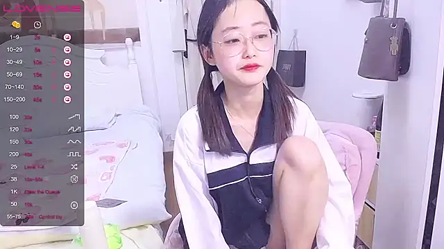 Destin  online show from March 2025 05:03:02 PM