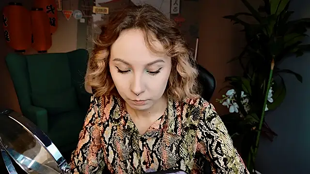 JasmineMilko online show from September 2025 05:12:01 AM