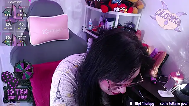 LiloMoon69 online show from November 2025 01:33:02 PM