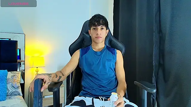 Snapshot of _CamiloBass chatting on July 2026 12:34:01 AM CamiloBass online show from July 2026 12:34:01 AM