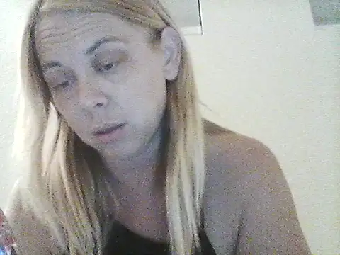 burrkitty online show from December 2025 06:28:01 AM