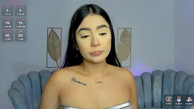 Snapshot of amelie_jhons chatting on September 2025 08:00:02 PM amelie jhons online show from September 2025 08:00:02 PM