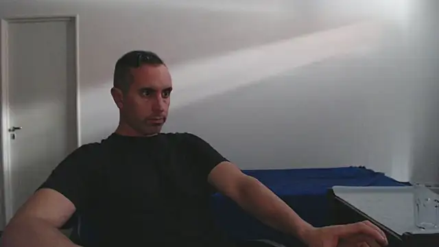 Snapshot of HELL_FIRE chatting on December 2024 08:42:01 PM HELL FIRE online show from December 2024 08:42:01 PM