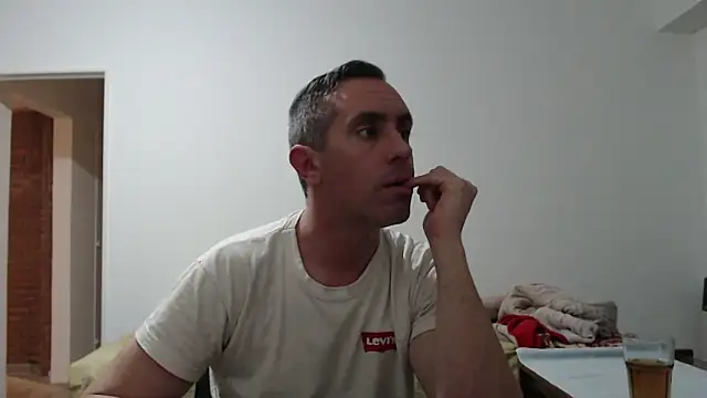 Snapshot of HELL_FIRE chatting on December 2024 02:59:01 AM HELL FIRE online show from December 2024 02:59:01 AM