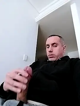 Snapshot of HELL_FIRE chatting on September 2025 06:02:02 PM HELL FIRE online show from September 2025 06:02:02 PM