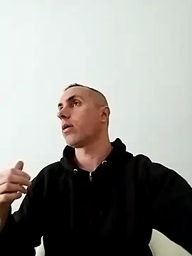 Snapshot of HELL_FIRE chatting on October 2025 04:52:01 PM HELL FIRE online show from October 2025 04:52:01 PM