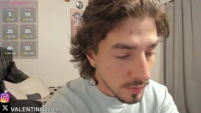 Valentino Xander online show from October 2025 12:31:01 AM