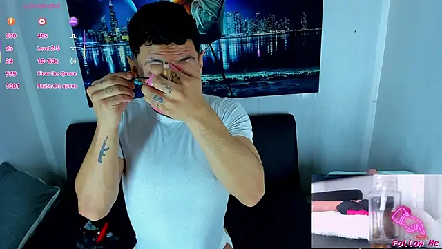 Piggy Eddy online show from September 2025 12:38:01 PM