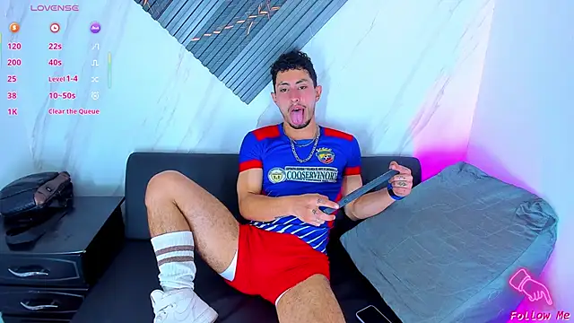 Piggy Eddy online show from December 2025 08:28:02 PM