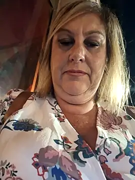 Mara-24 online show from September 2025 08:21:02 PM