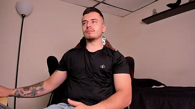 james connor2 online show from December 2025 02:57:02 PM