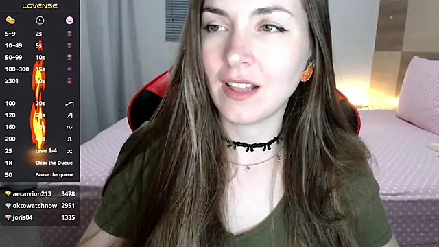 Snapshot of Naughty_Annn chatting on April 2026 06:31:02 AM Naughty Annn online show from April 2026 06:31:02 AM