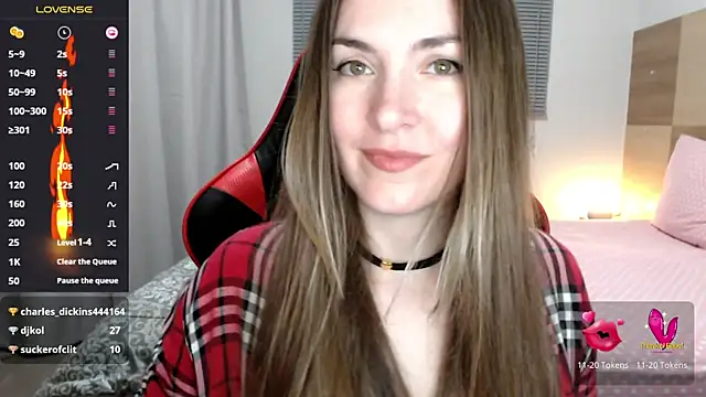 Snapshot of Naughty_Annn chatting on April 2026 08:57:02 PM Naughty Annn online show from April 2026 08:57:02 PM