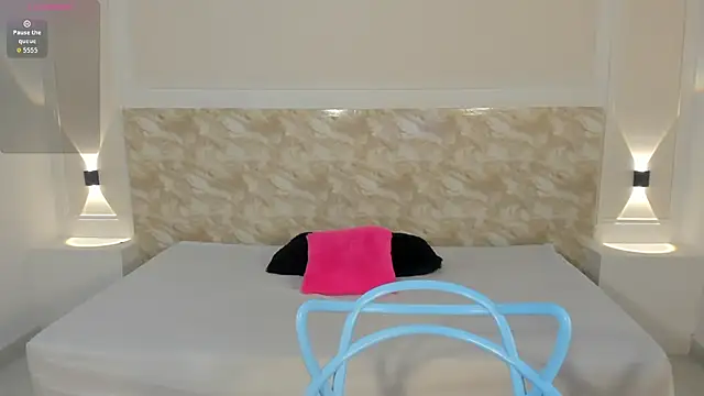 AliceRoss0 online show from October 2025 08:31:01 PM