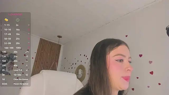 TiffanyWright online show from April 2026 01:32:02 PM