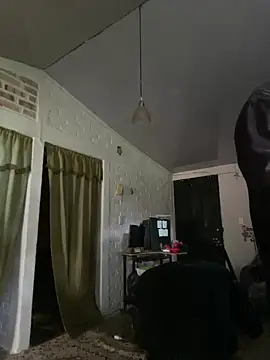 FlpGmz online show from October 2025 05:46:02 PM