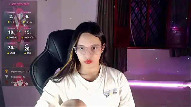 alexaryderr online show from January 2025 08:34:02 AM